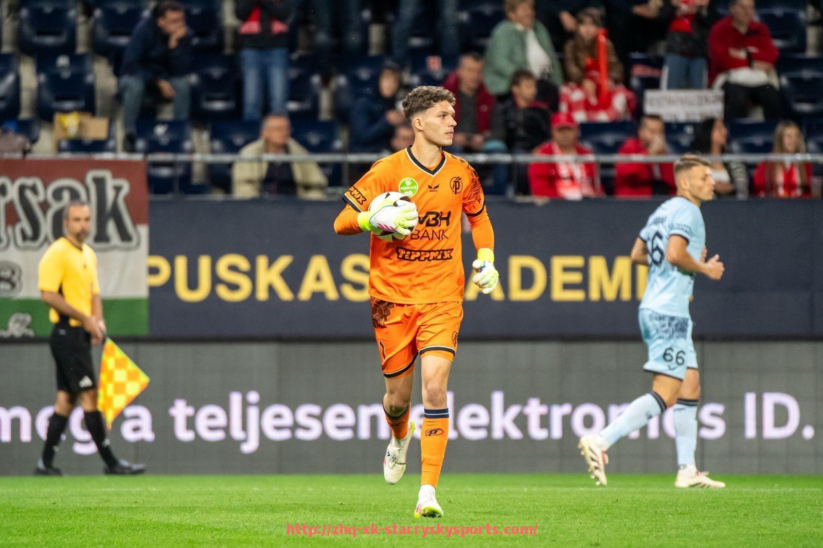 星空体育-英超转会市场中场球员的流动与趋势分析